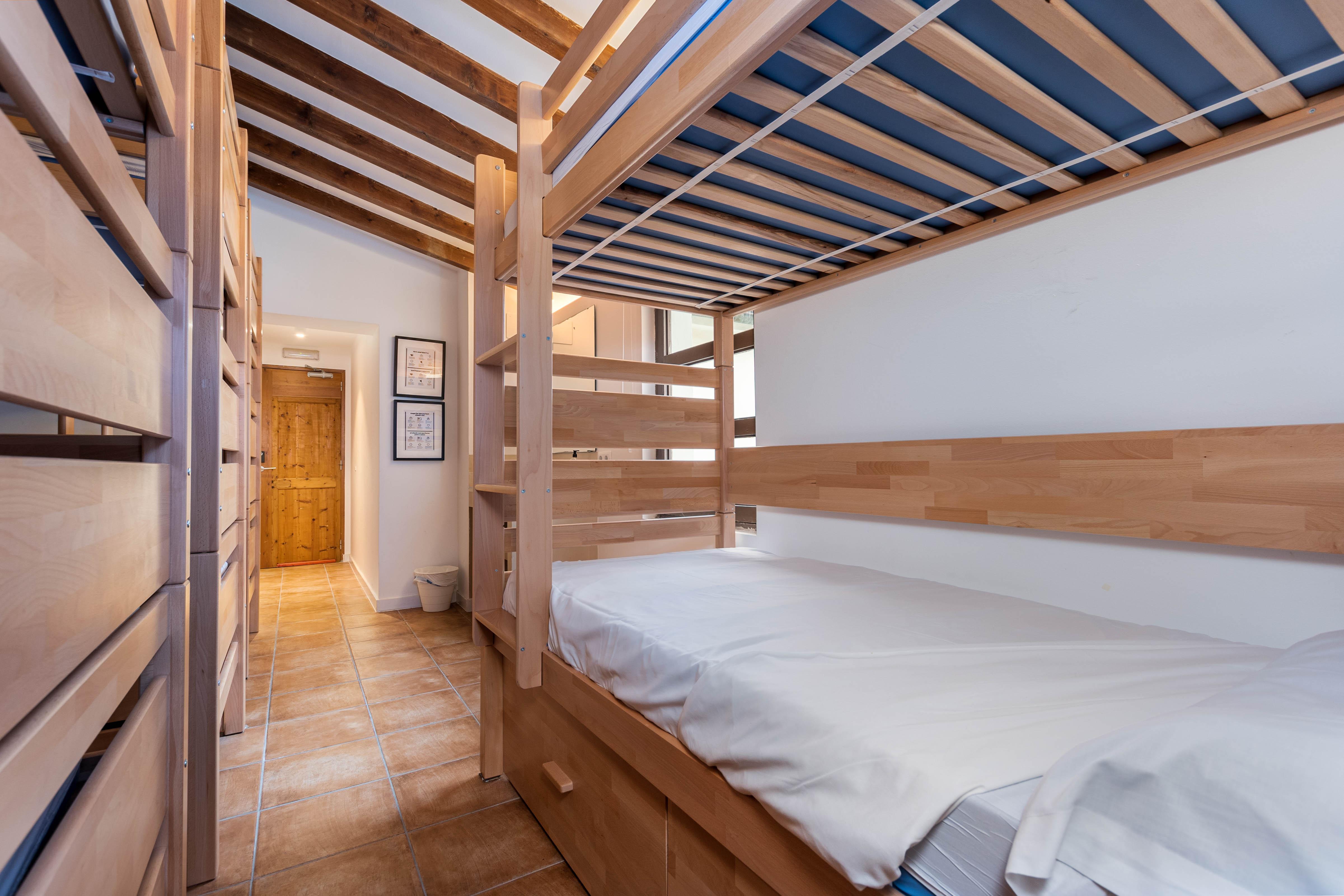 Urban - Juvenil - Youth Hostel Palma de Mallorca