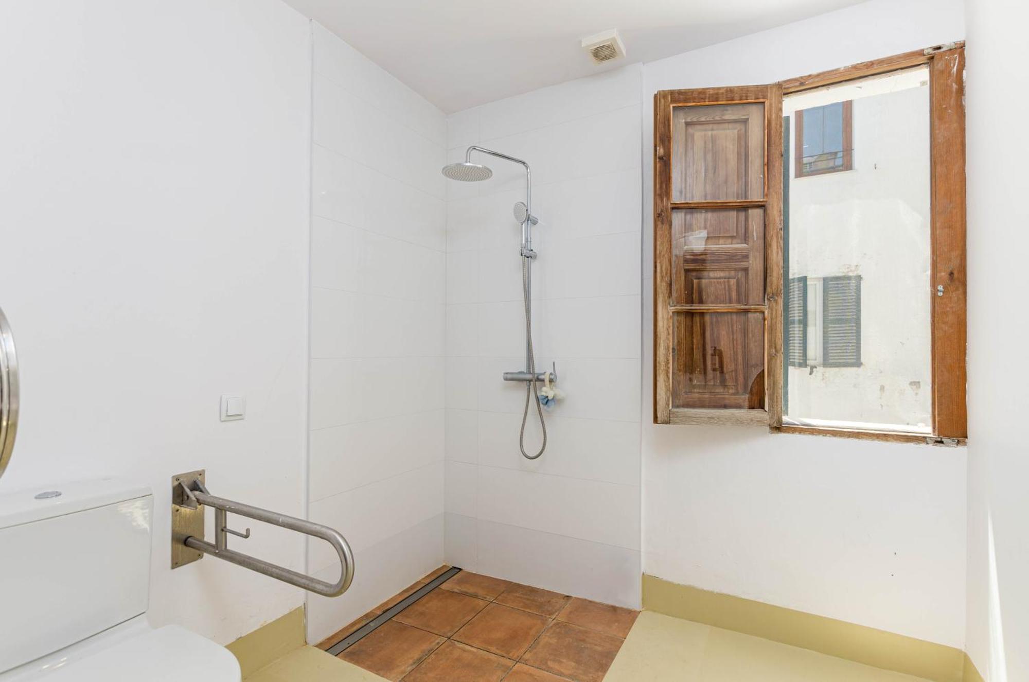 Urban - Juvenil - Youth Hostel