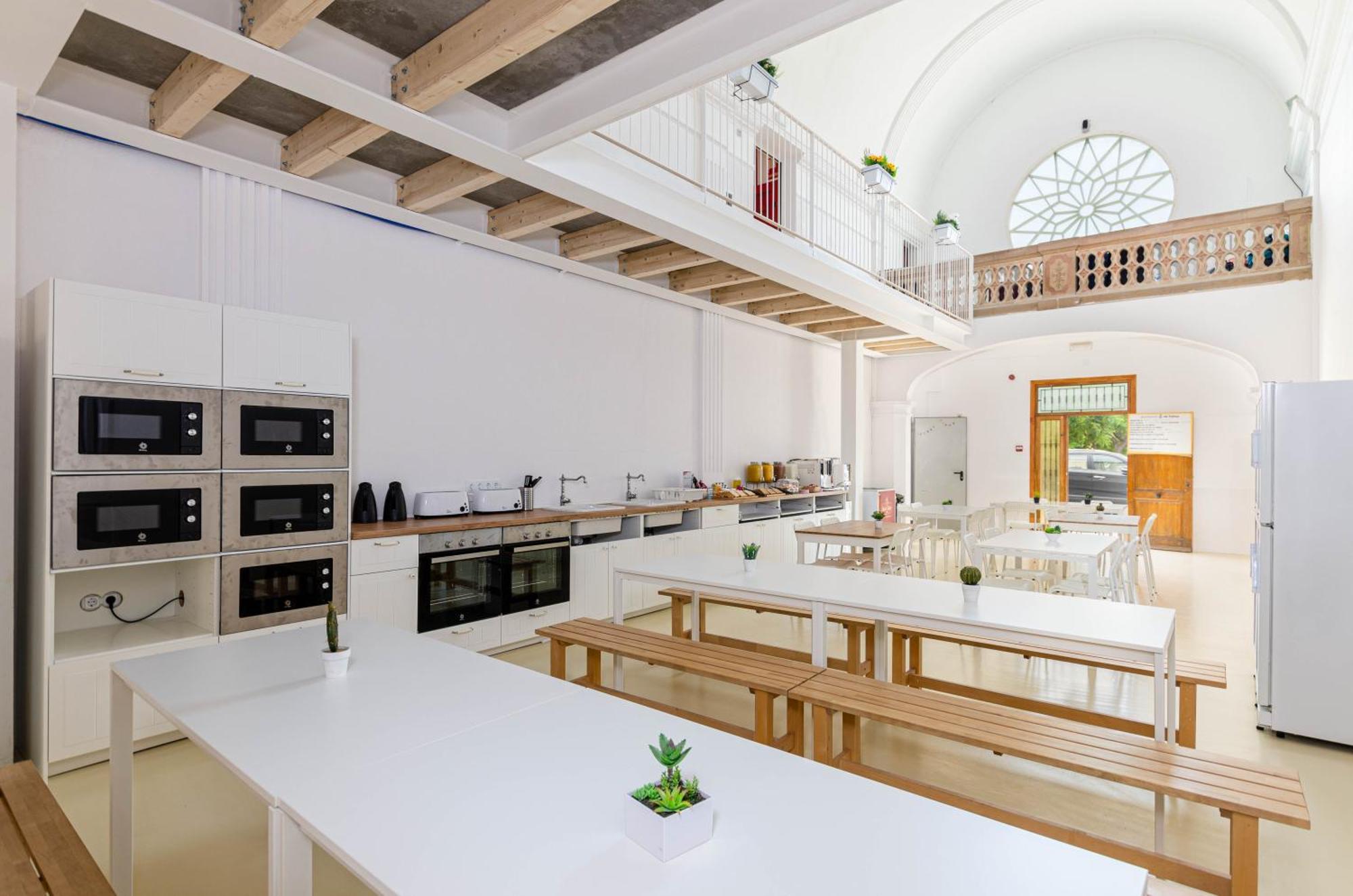 Urban - Juvenil - Youth Hostel